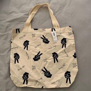 BNWT canvas shoulder bag.